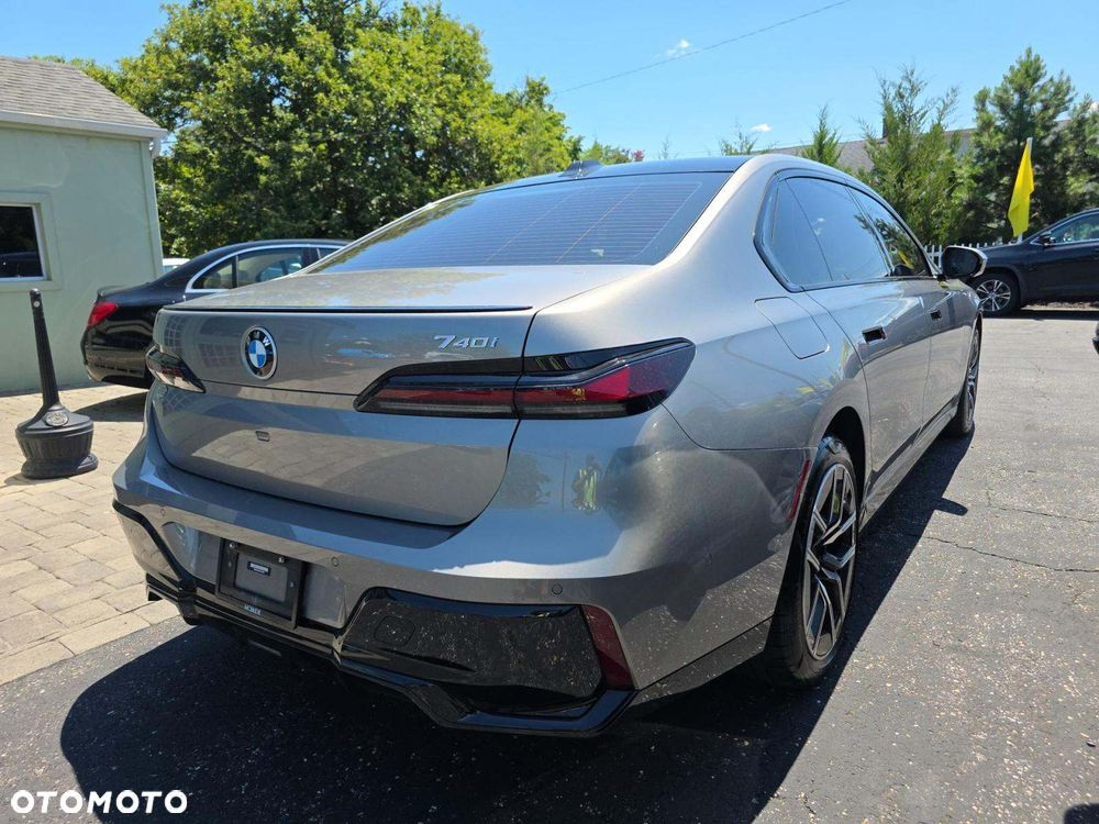 BMW Seria 7 740Li sport - 3