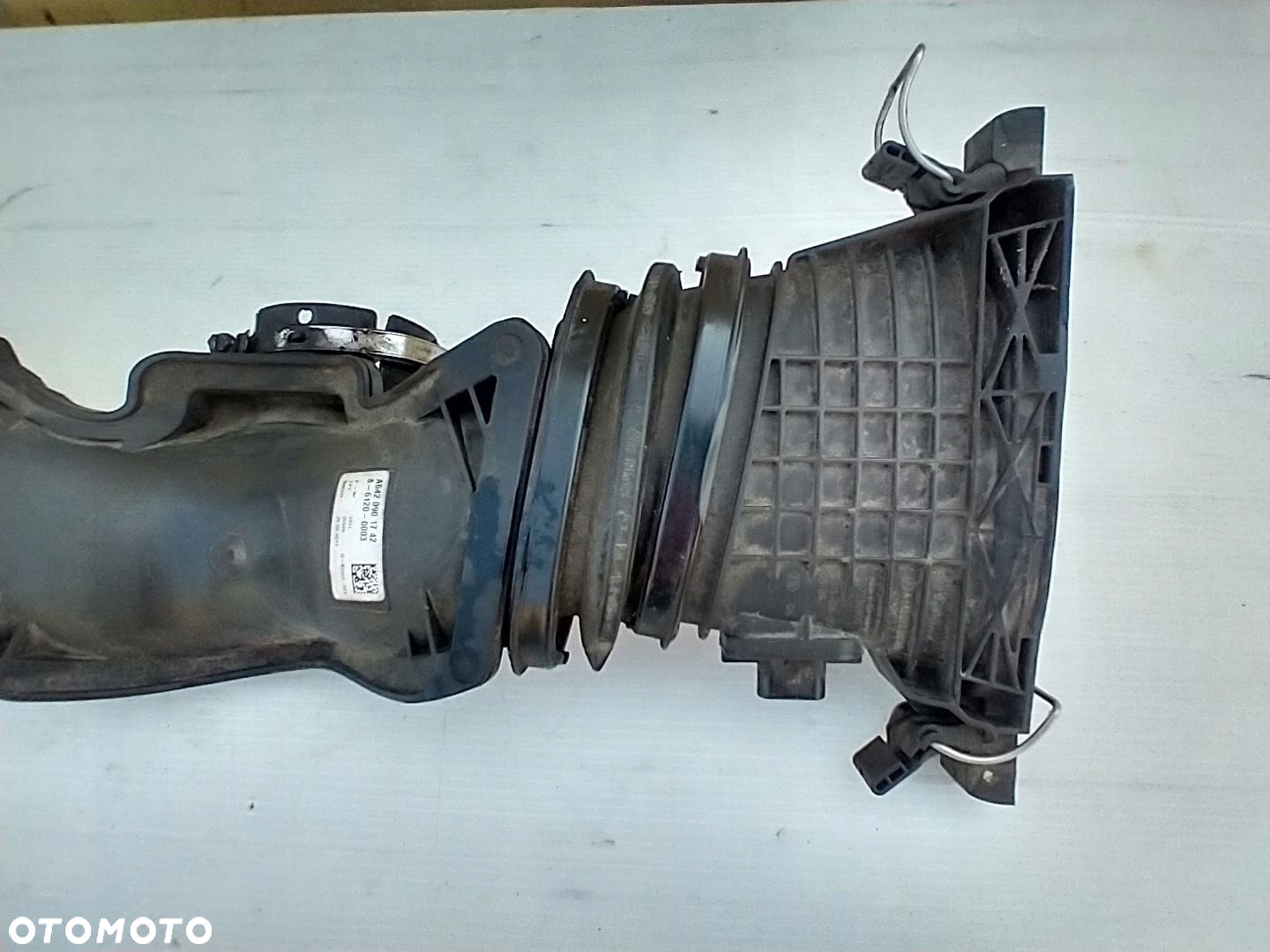 MERCEDES E-KLASA W212 3.0 CDI PRZEWÓD POWIETRZA PRZEPŁYWOMIERZ A6420901742 - 7