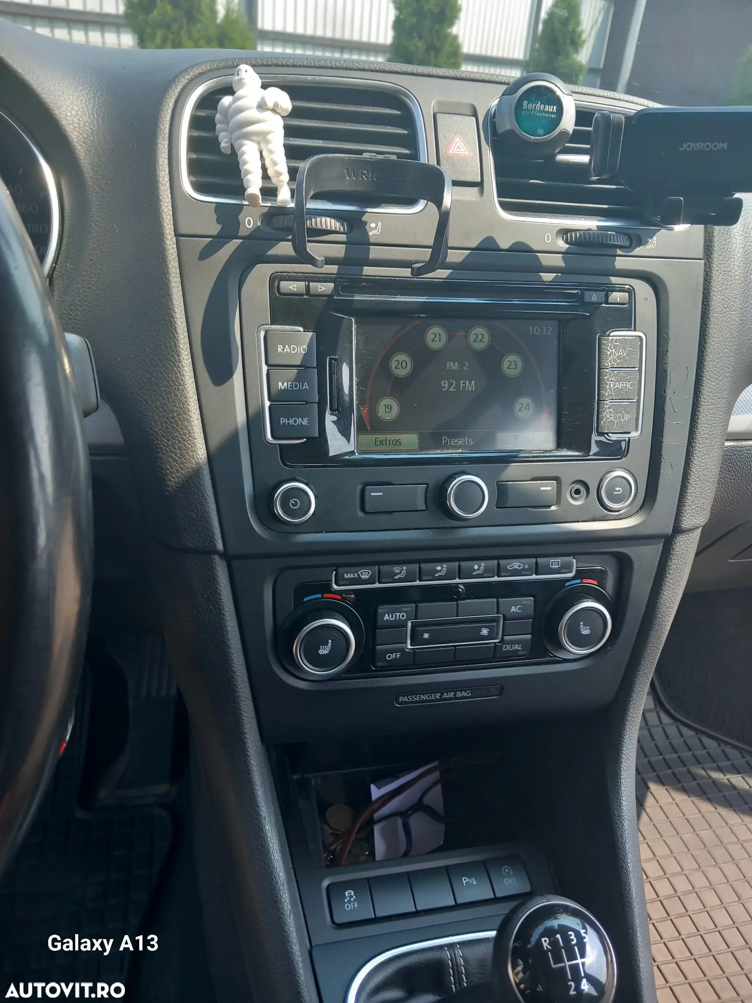 Volkswagen Golf - 6