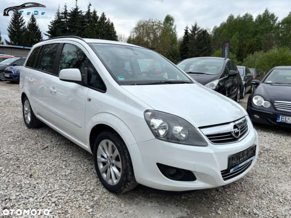 Opel Zafira - 1