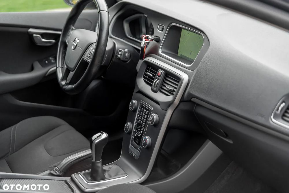 Volvo V40 T2 Drive-E Kinetic - 24