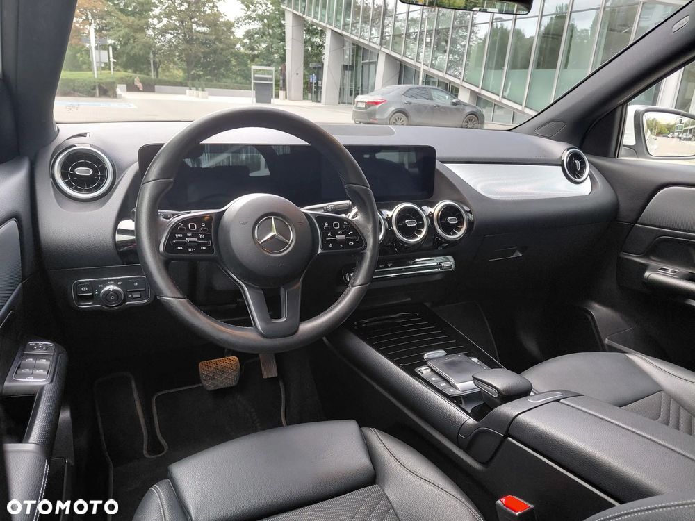 Mercedes-Benz GLA 200 Style - 18