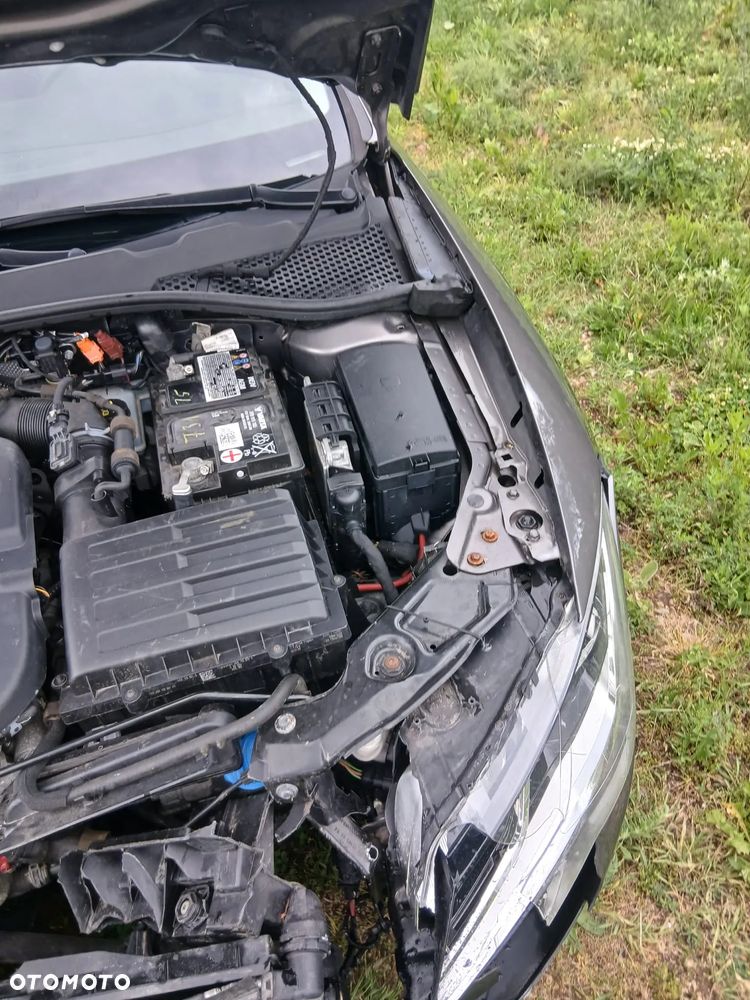 Seat Leon 1.6 TDI ECOMOTIVE Reference - 8
