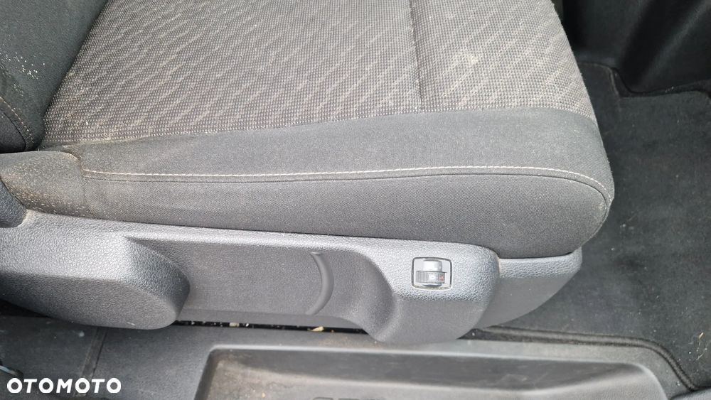 Toyota Proace Verso 2,0-l-D-4D L2 (8-Si.) Autm Team Deutschland - 16