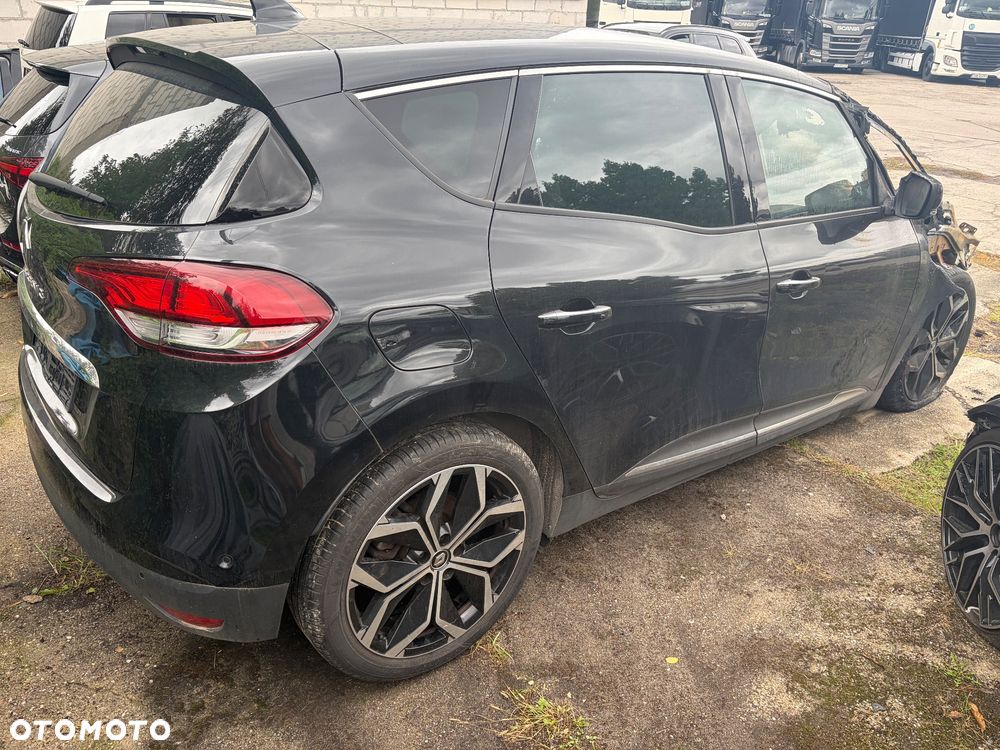 Renault Scenic TCe 140 GPF BLACK EDITION - 3