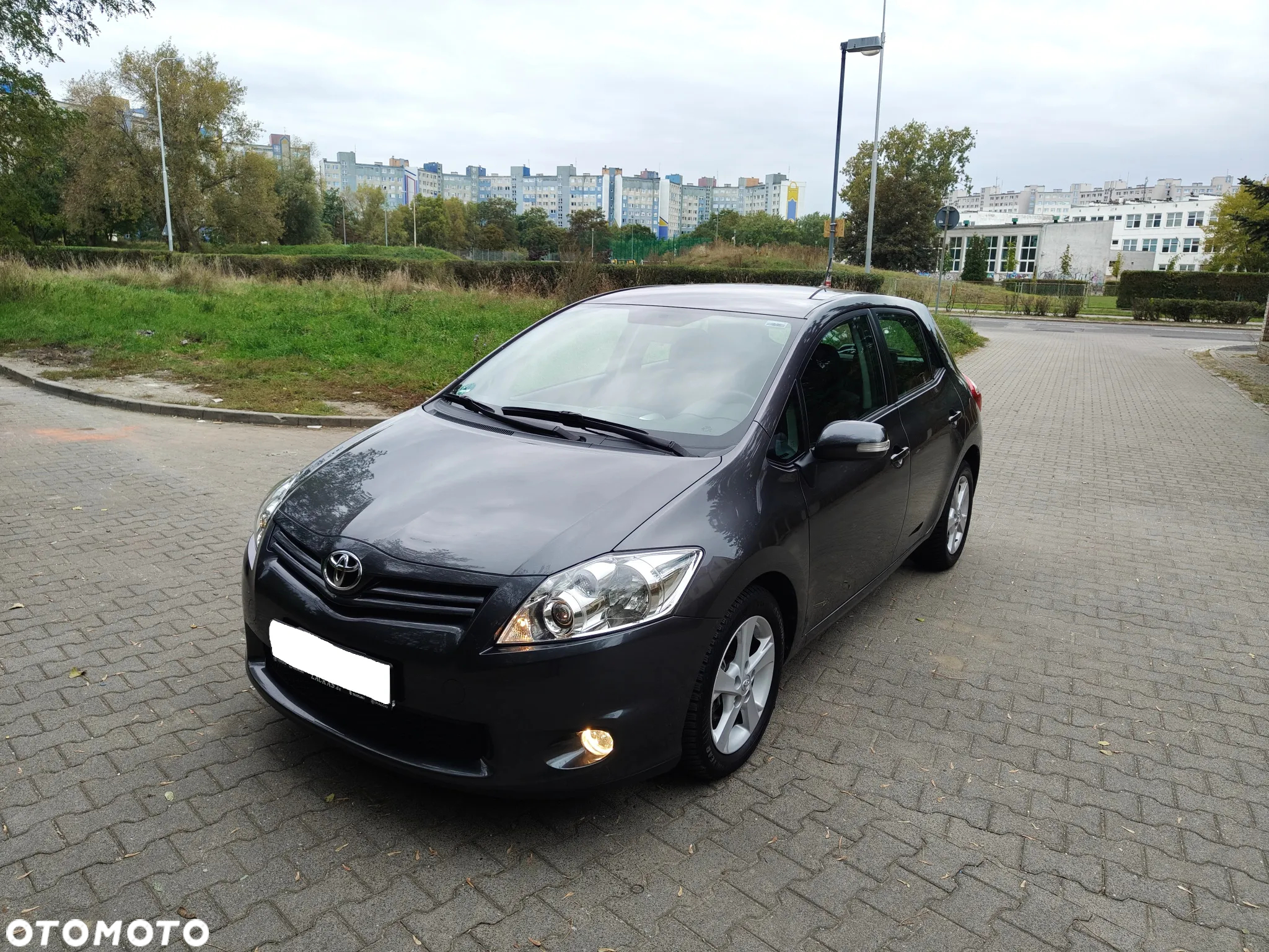 Toyota Auris 1.6 Premium Comfort MS - 5
