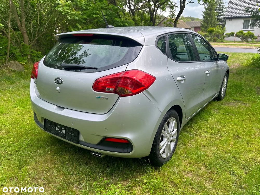 Kia Ceed 1.6 CRDi M - 3