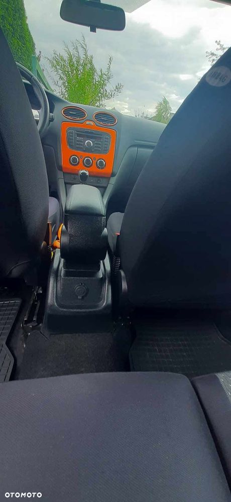 Ford Focus 1.6 TDCi Ambiente - 14