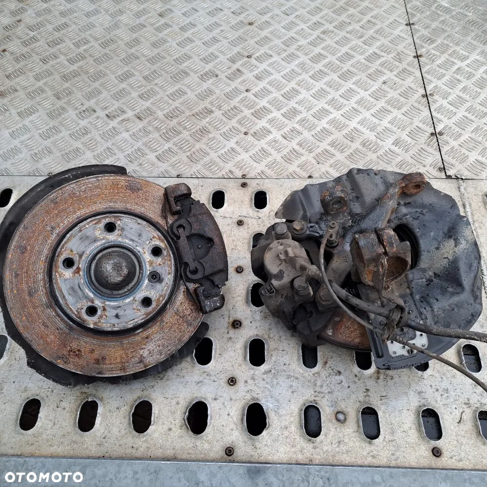BMW E46 BEN.ZWROTNICE JARZMA LEWA PRAWA - 1