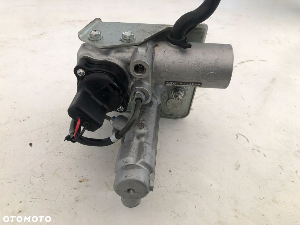 LEXUS RX450H IV 2017 SERWO POMPA HAMULCOWA - 3