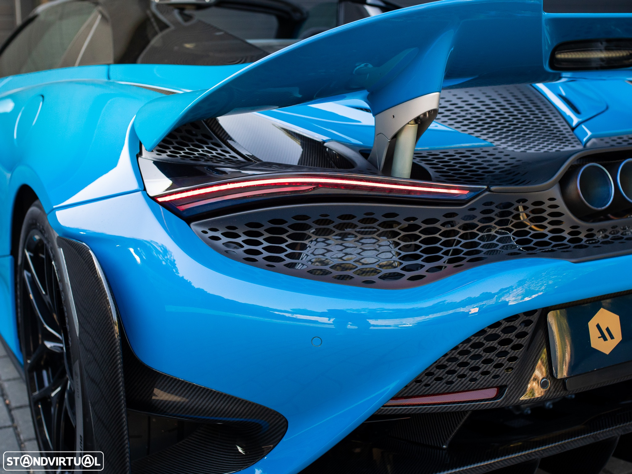McLaren 765LT - 25