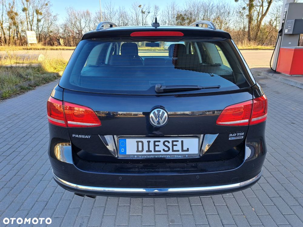 Volkswagen Passat - 10