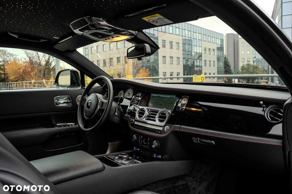 Rolls-Royce Wraith - 23