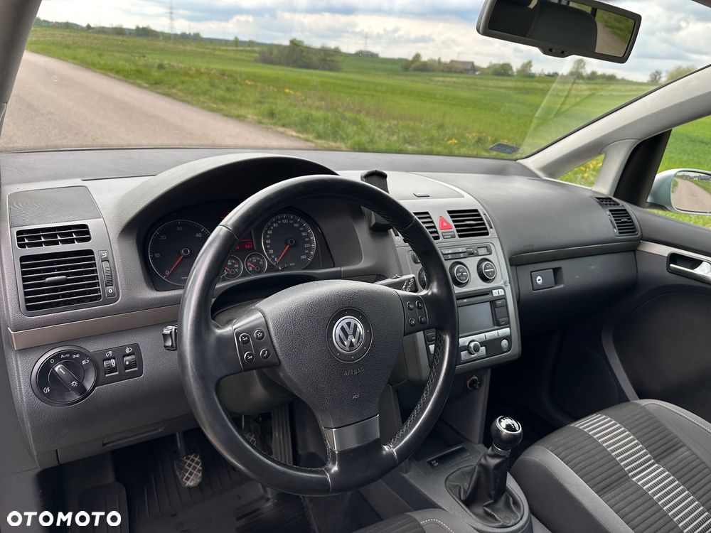Volkswagen Touran 2.0 TDI United - 6