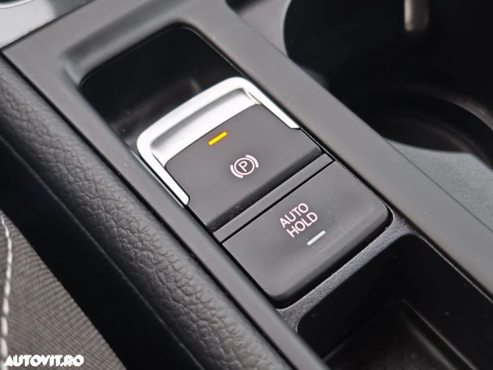 Volkswagen Golf 1.0 TSI Comfortline - 16