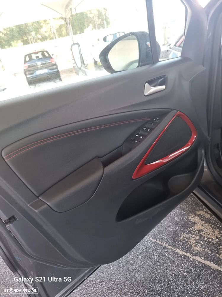 Opel Crossland X 1.2 T Innovation - 2