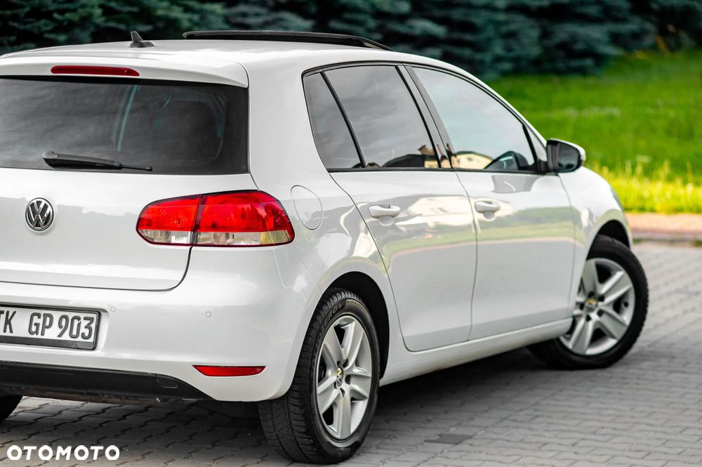 Volkswagen Golf 1.6 Highline - 11