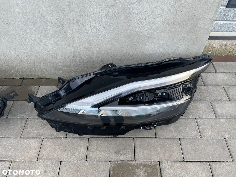 LAMPY PRZEDNIE NISSAN QASHQAI III J12  2021-- ADAPTIVE LED - 2