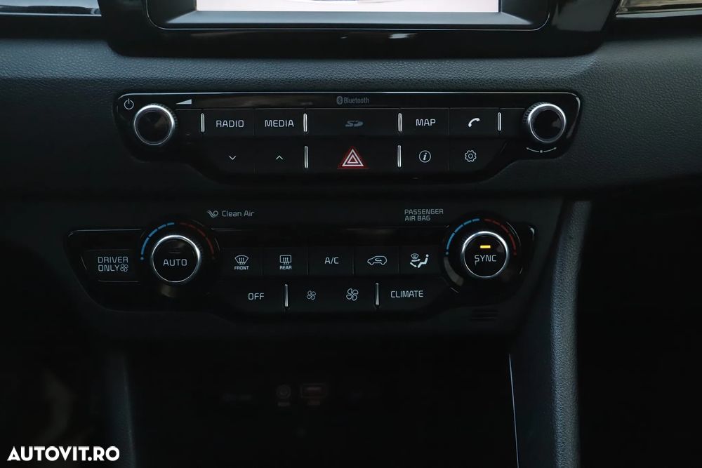 Kia Niro 1.6 GDI 6DCT HEV Classic - 21