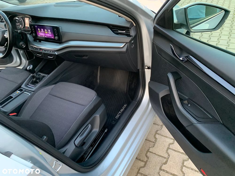 Skoda Octavia 1.5 TSI ACT Ambition - 20