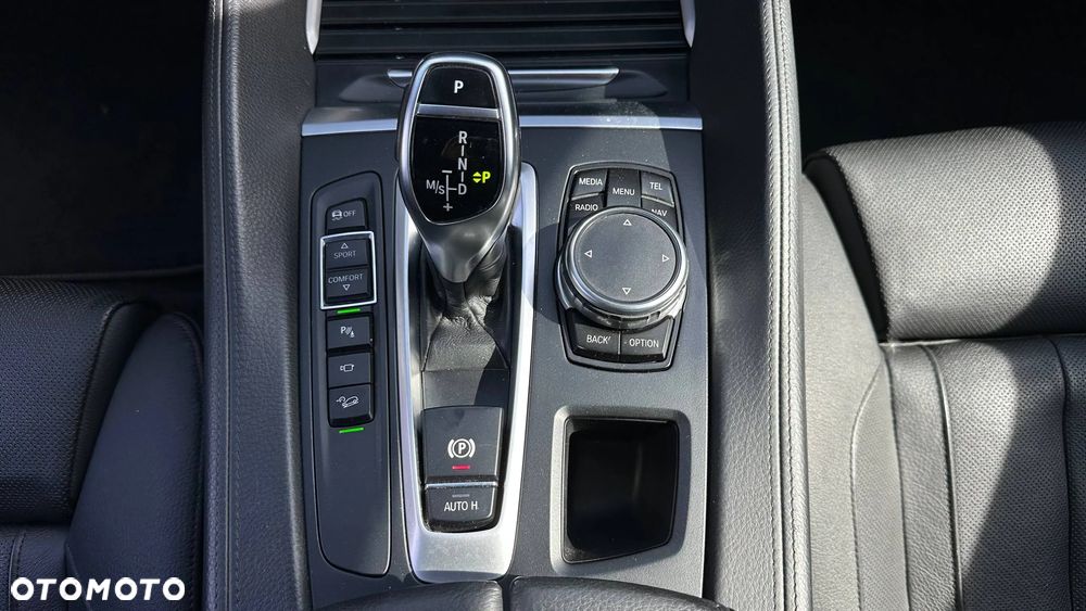 BMW X6 xDrive30d - 33
