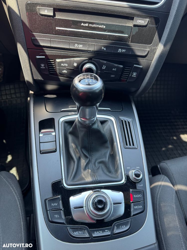 Audi A4 Limuzina 2.0 TDI ultra DPF Attraction - 15