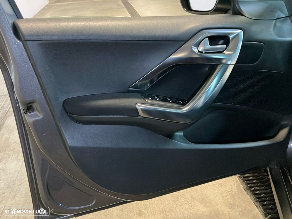 Peugeot 2008 - 23