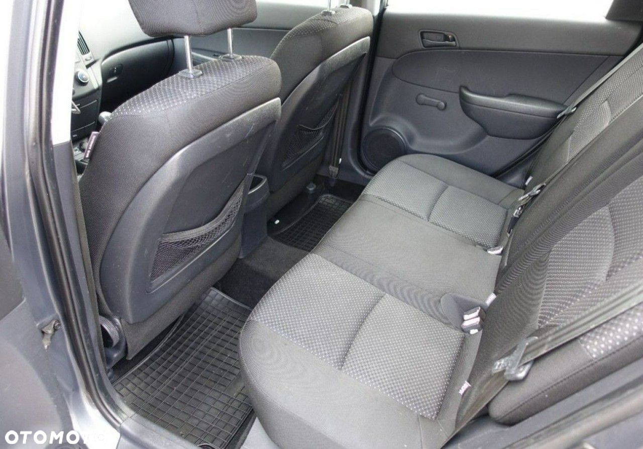 Hyundai i30 - 12