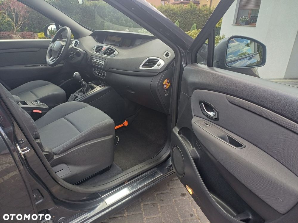 Renault Scenic 1.6 16V 110 TomTom Edition - 7