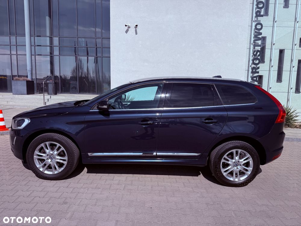 Volvo XC 60 D5 AWD Geartronic Summum - 10