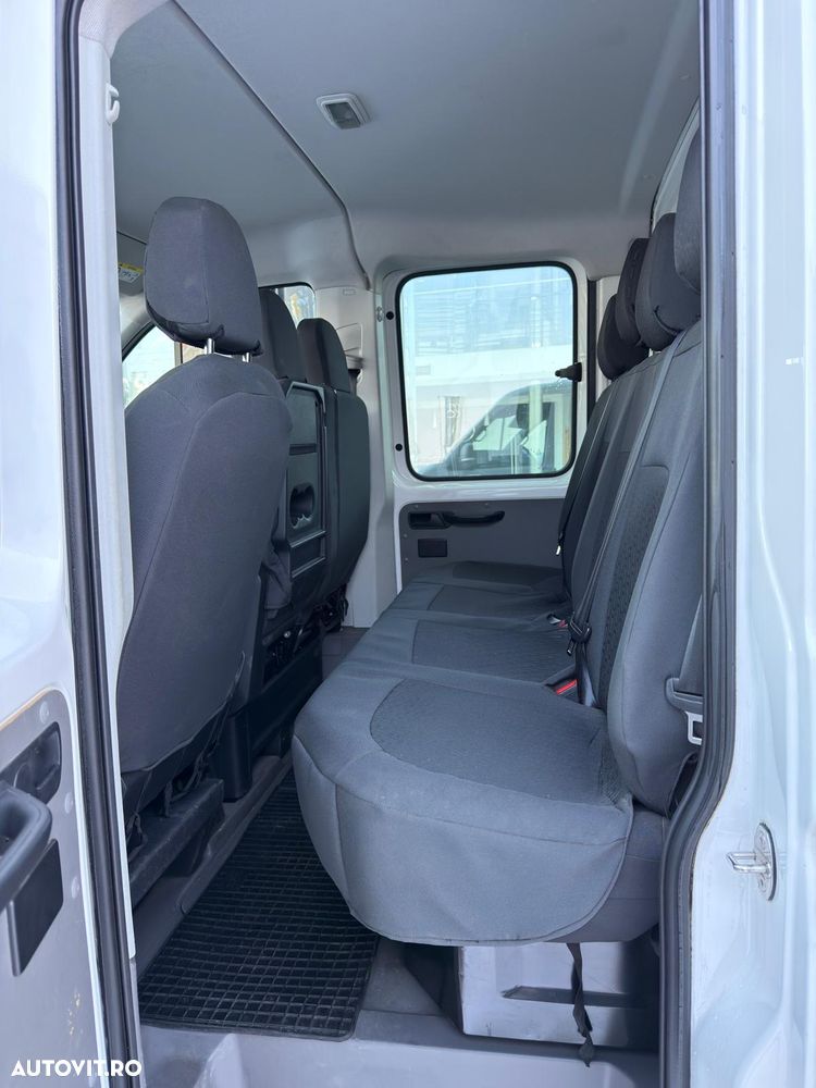 Volkswagen Crafter 3.5 CD Bena L4 FWD 75kW - 13