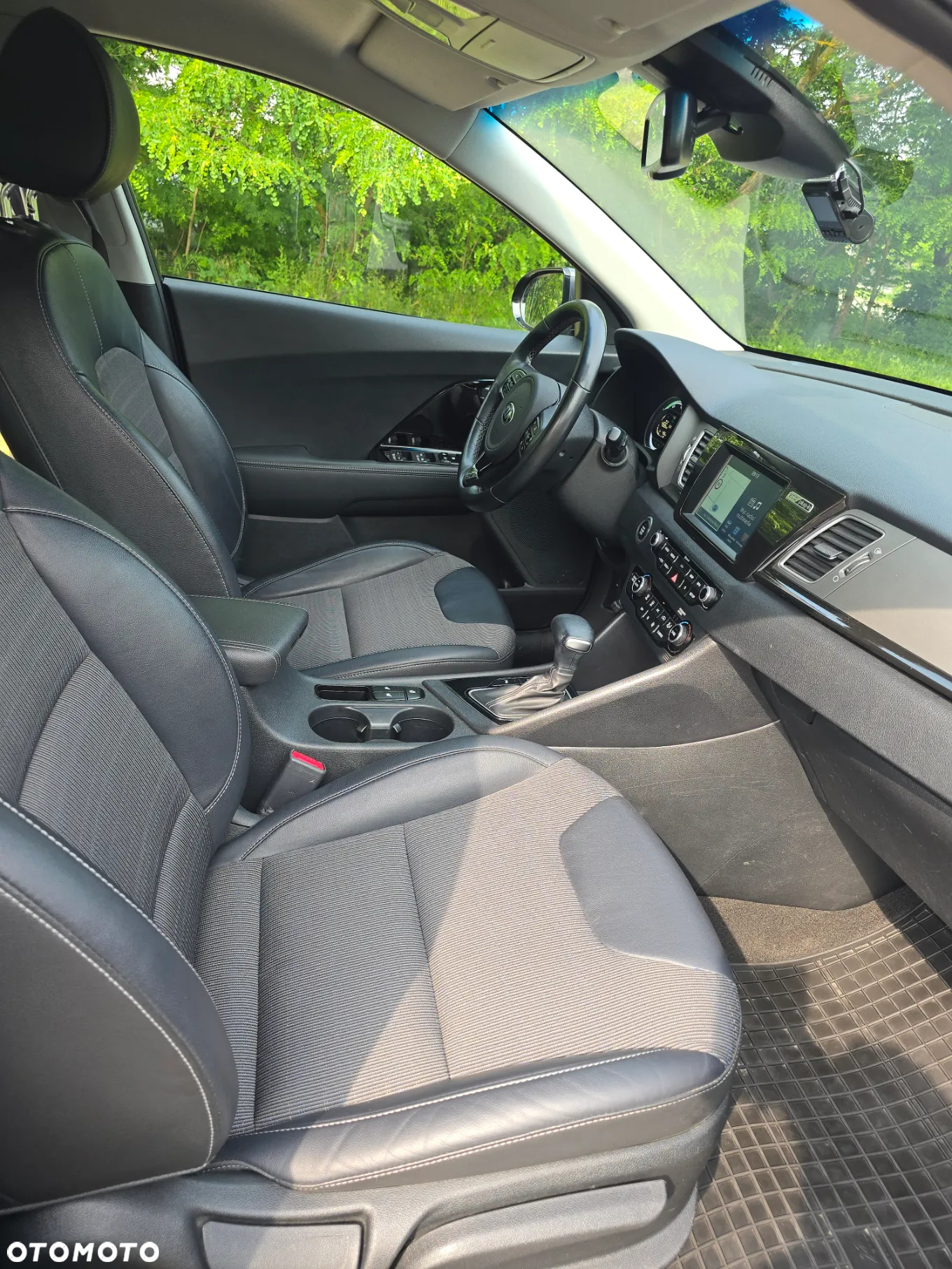 Kia Niro 1.6 GDI Plug-in Hybrid L - 8