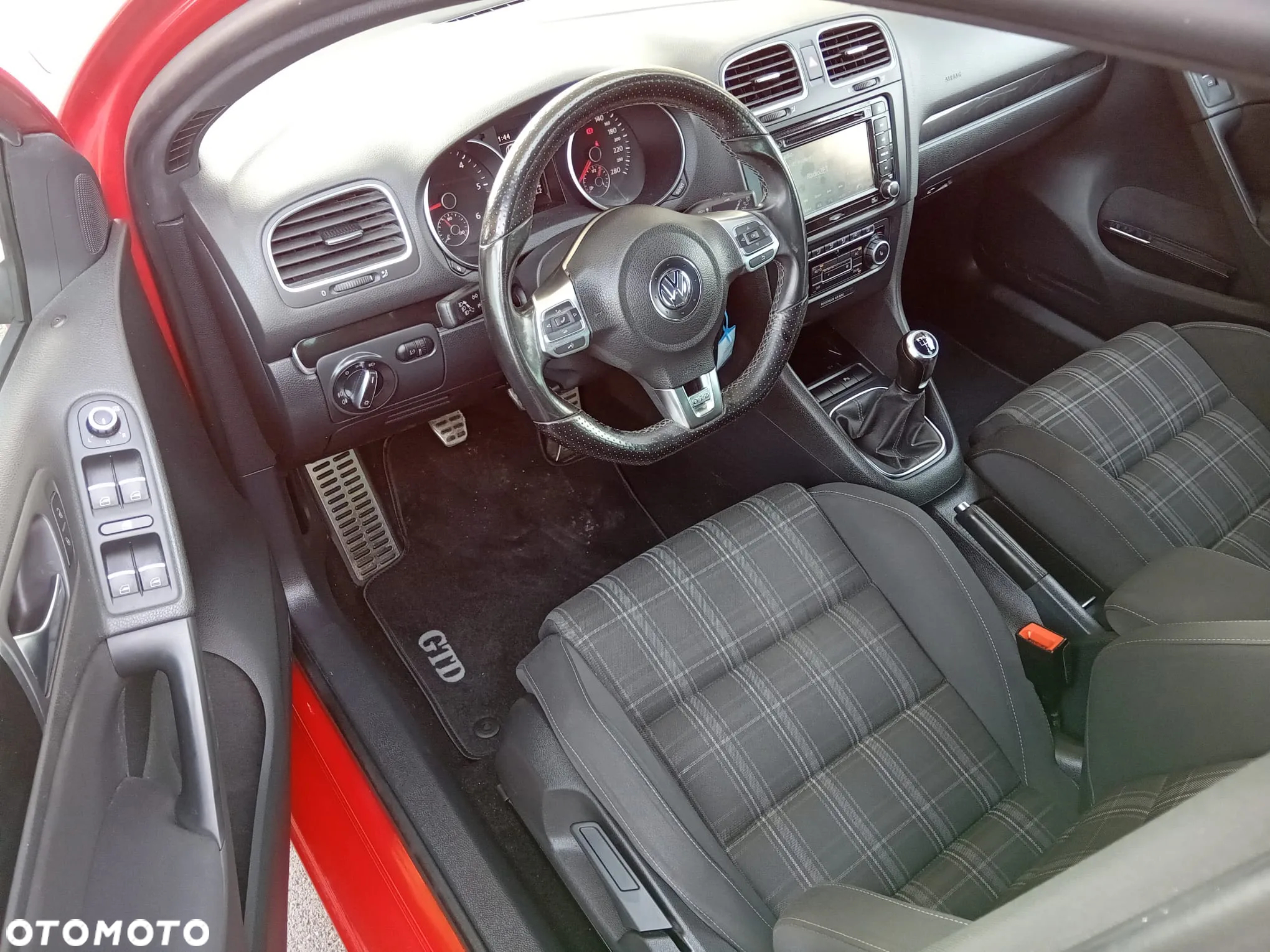 Volkswagen Golf VI 2.0 TDI GTD - 13