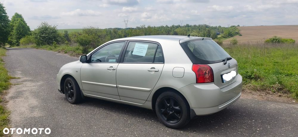 Toyota Corolla 1.4 D-4D - 5