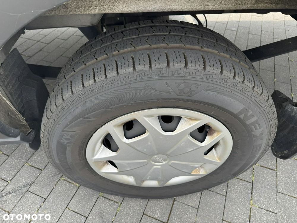 Ford Transit - 21