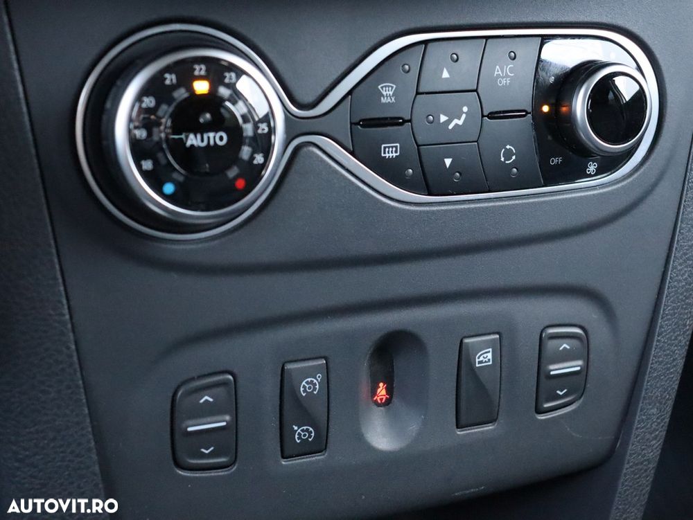 Dacia Sandero Stepway TCe 90 MT6 Comfort - 15