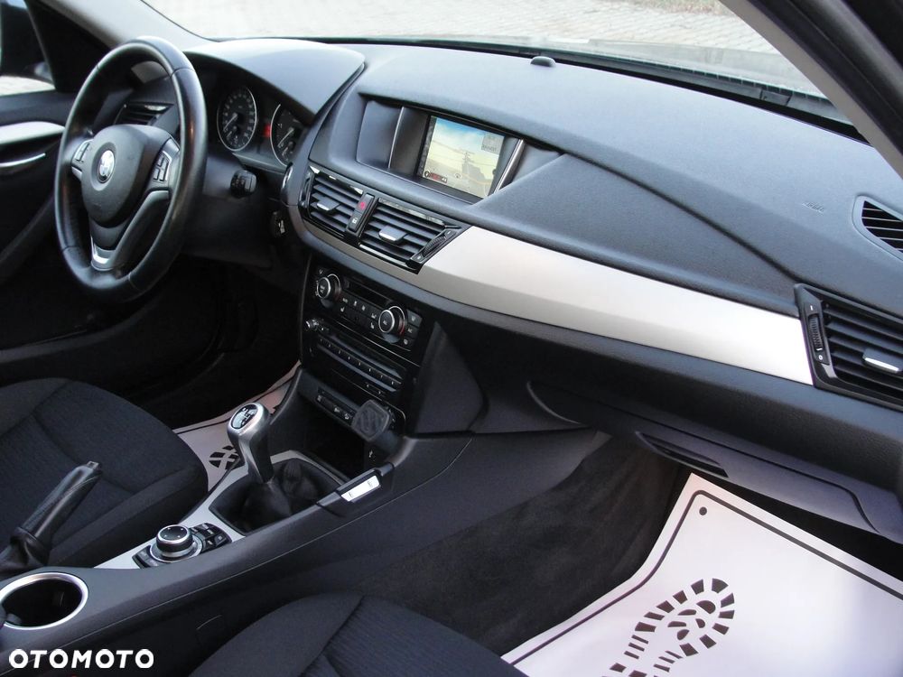 BMW X1 xDrive20d xLine - 27