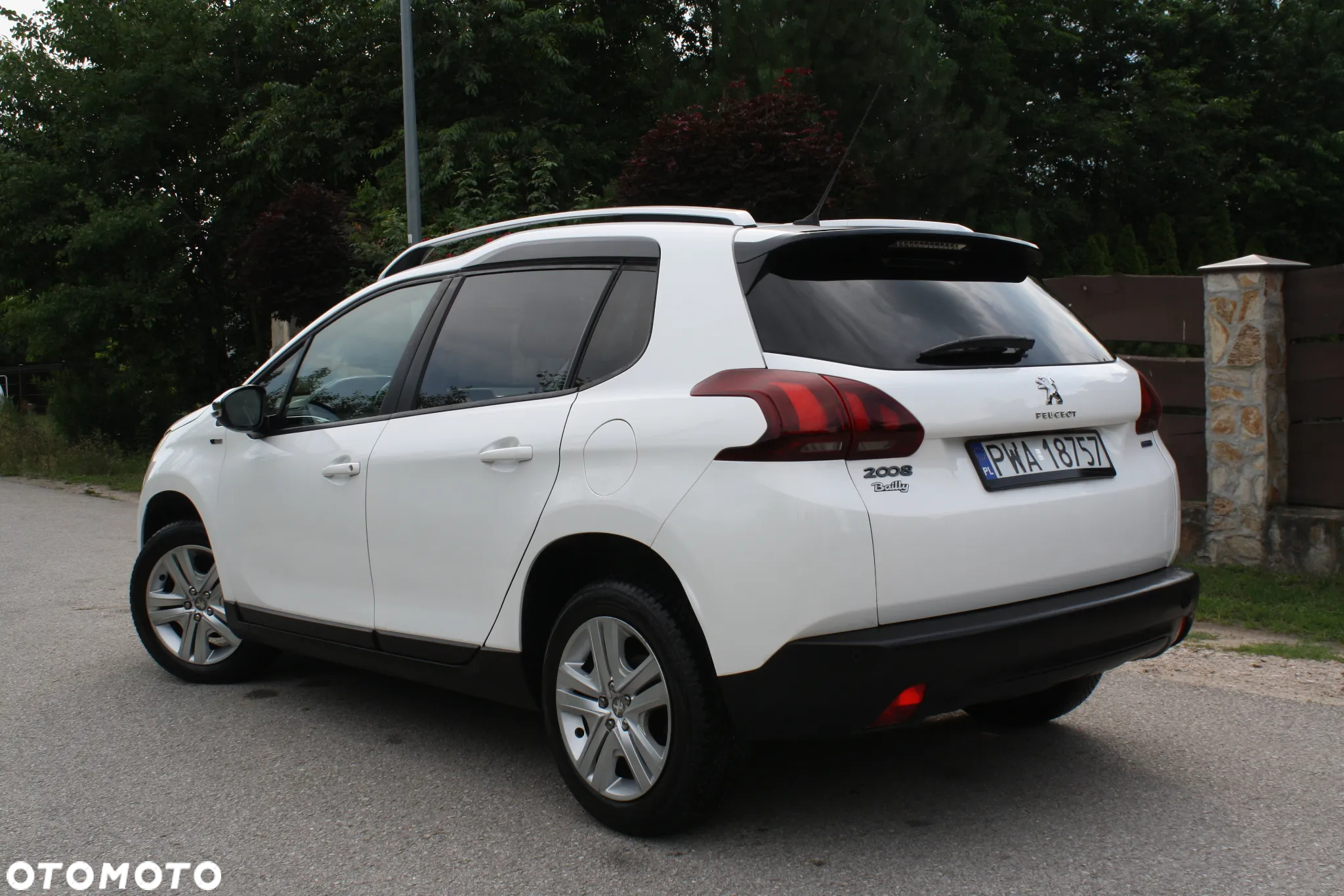 Peugeot 2008 1.2 Pure Tech Style S&S - 5