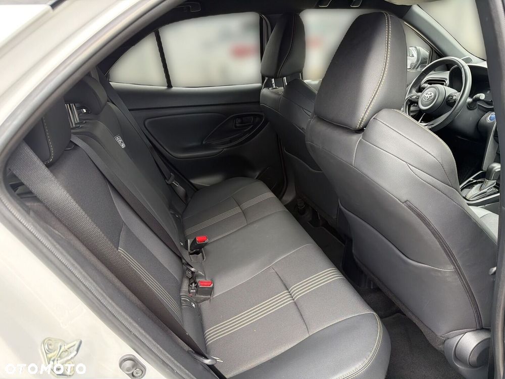 Toyota Yaris Cross Hybrid 1.5 Adventure - 10