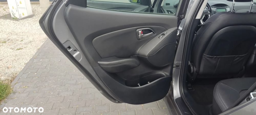 Hyundai ix35 blue 1.6 2WD Finale Silver - 25