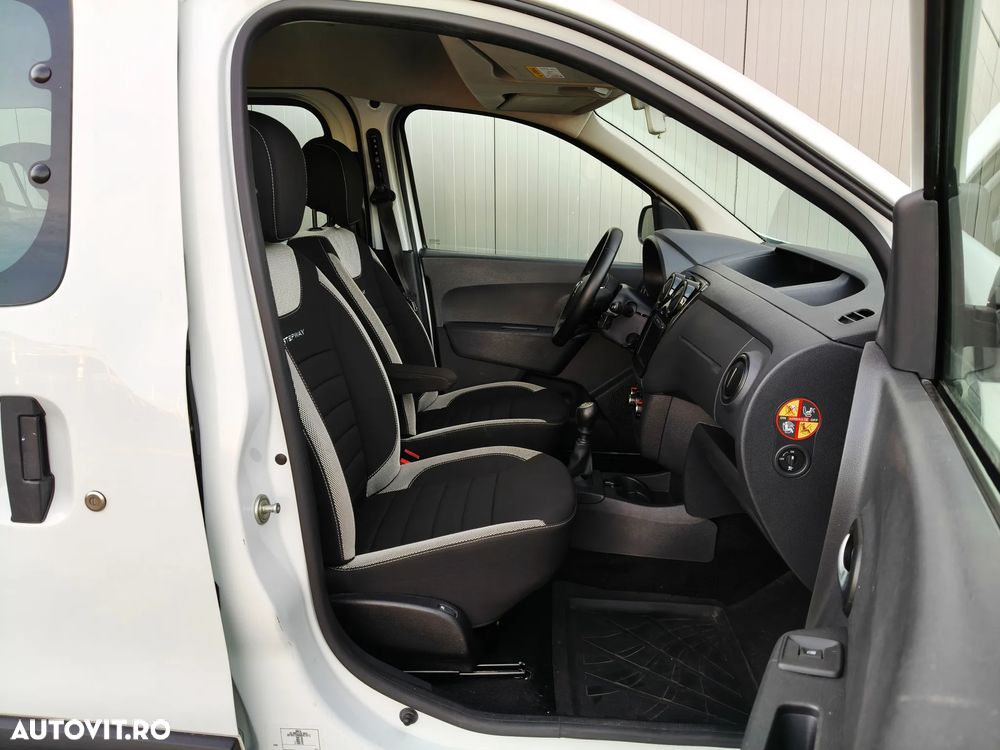 Dacia Dokker TCe 102 GPF Stepway - 7