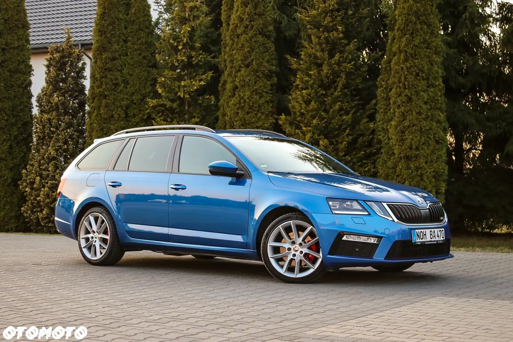 Skoda Octavia 2.0 TDI DSG RS - 39
