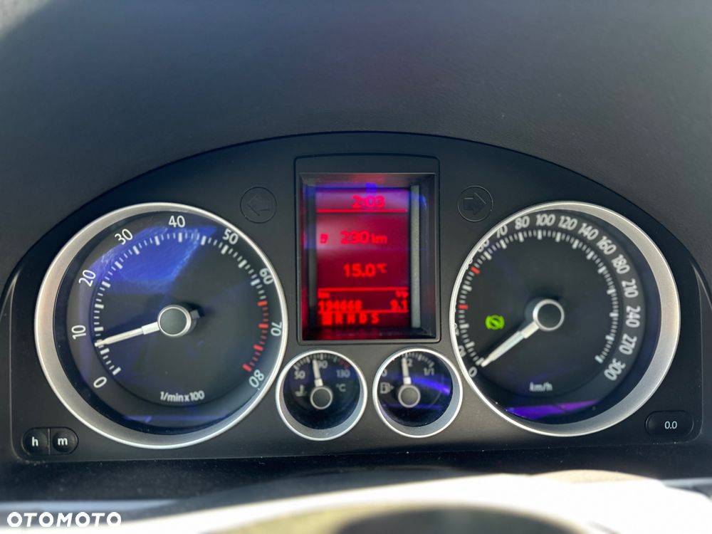 Volkswagen Golf R32 4Motion DSG - 14