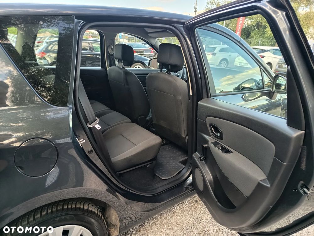 Renault Scenic 1.6 16V 110 TomTom Edition - 29
