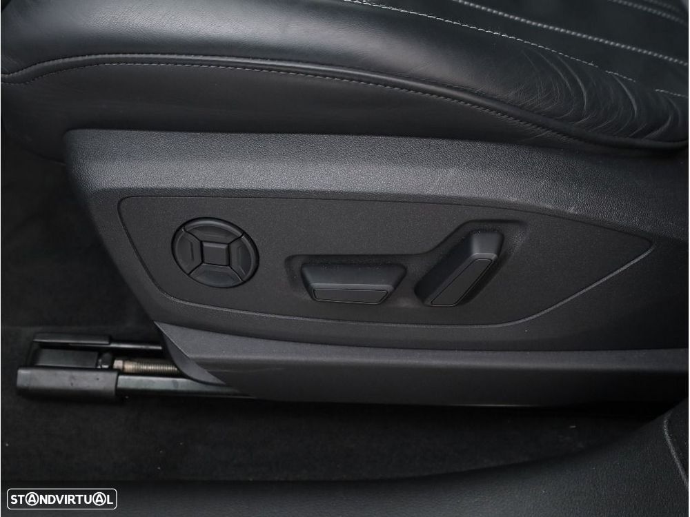 Audi Q8 e-Tron Sportback 50 quattro S line - 15