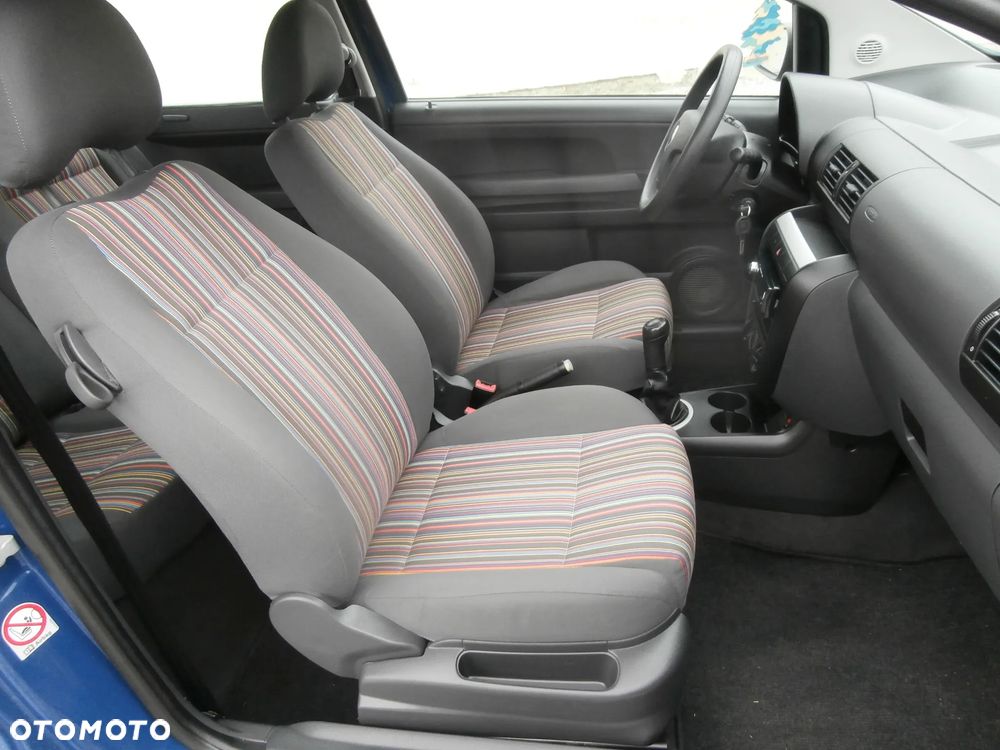 Volkswagen Fox - 17