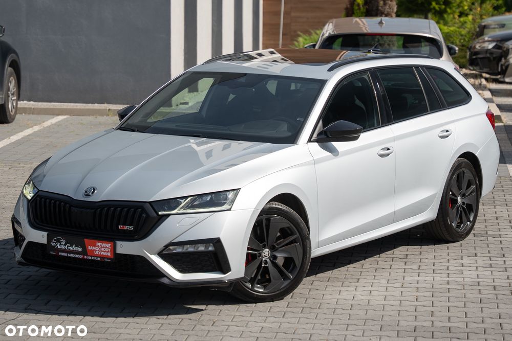 Skoda Octavia 2.0 TSI DSG RS - 10