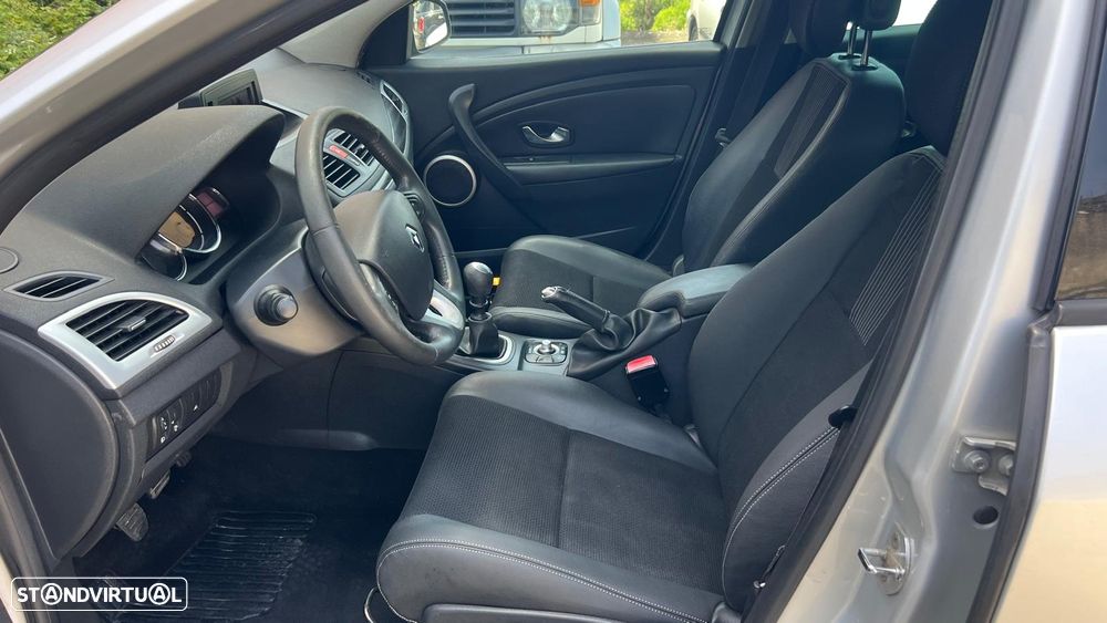Renault Mégane Sport Tourer 1.5 dCi Dynamique S CO2 Champion - 10