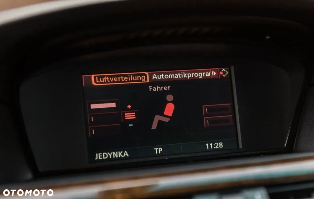 BMW Seria 5 525i - 23