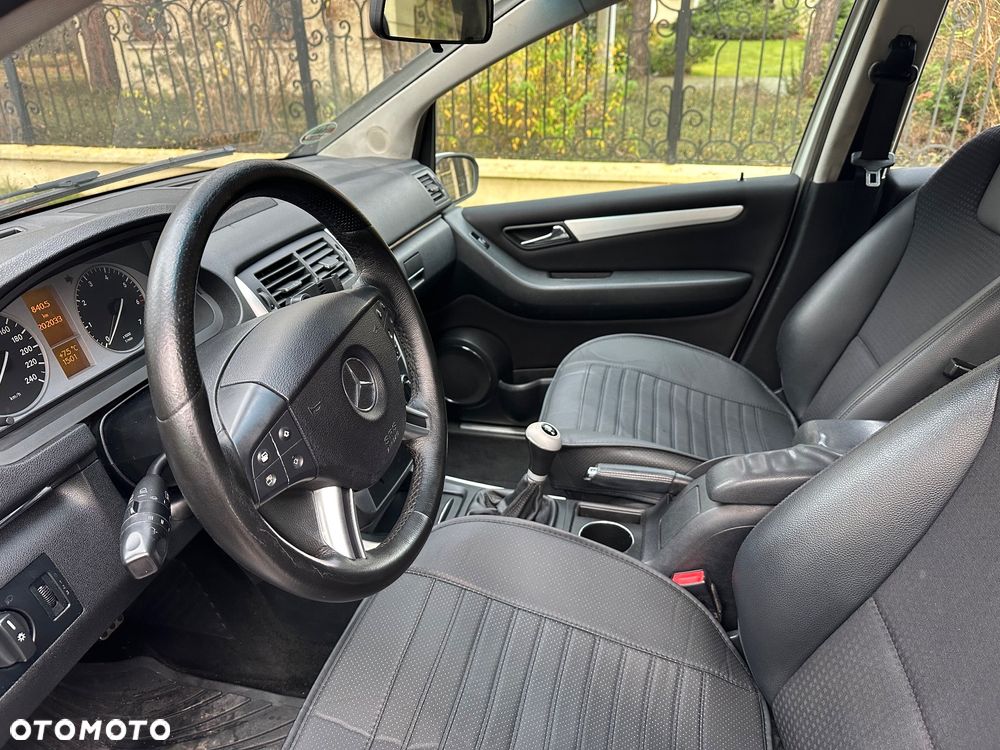 Mercedes-Benz Klasa B - 16